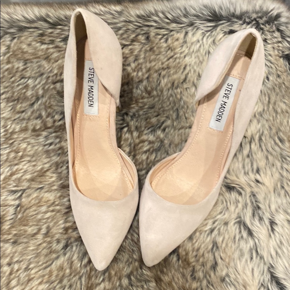 Steve Madden Women's Cream Suede Heels
